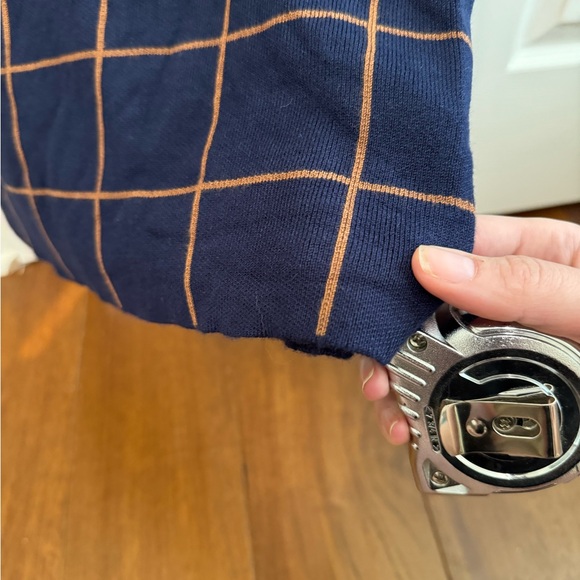 Saks 5th Avenue Plaid Navy Skirt - Picture 5 of 8
